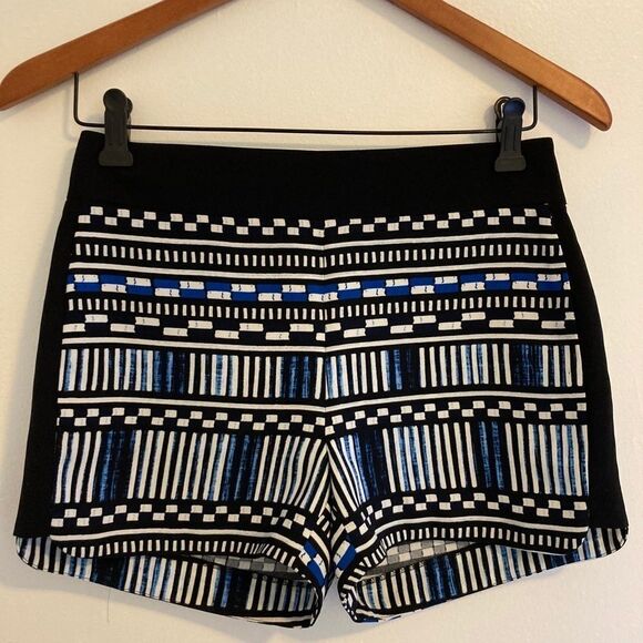J . Crew‎ print shorts - Picture 2 of 3